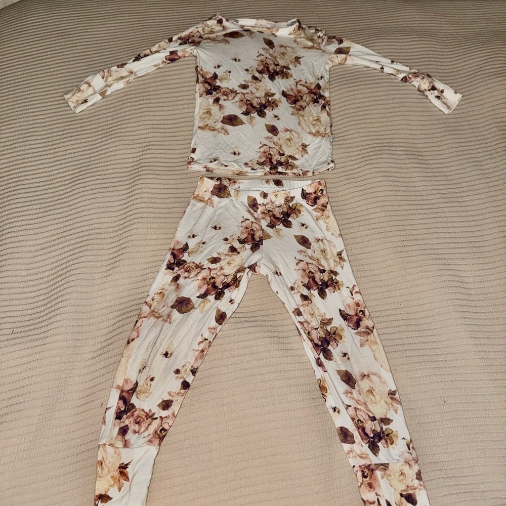 Posh Peanut Cream Floral Pajama Set